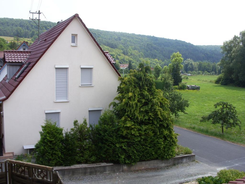 Pension Fitnessoase Eußenheim Bagian luar foto
